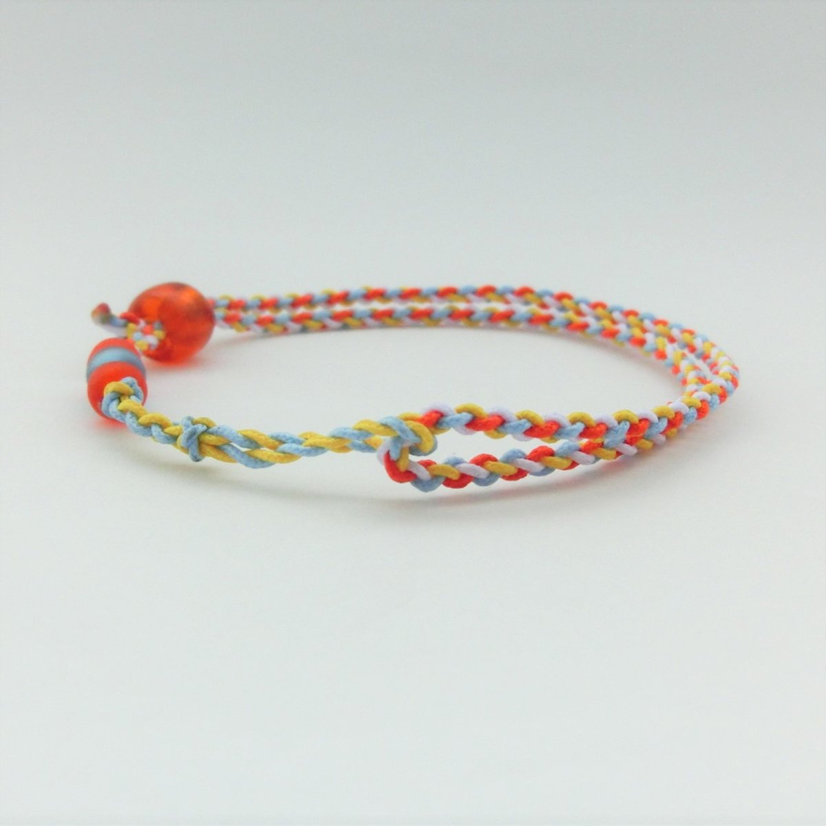 U-PRETZ 2連|ブレスレット・アンクレット|オレンジ×水色×イエロー×ホワイト